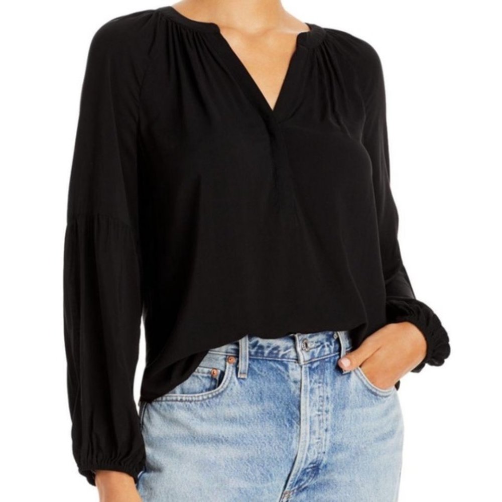 Rails Mirabelle Oversized Black Top Nwt - image 2